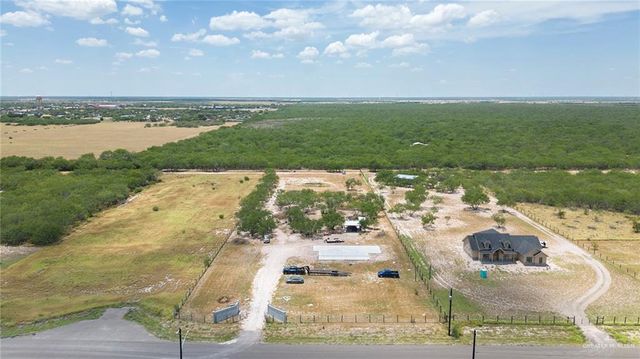 18611 Villa Hermosa Drive, Penitas, TX 78572