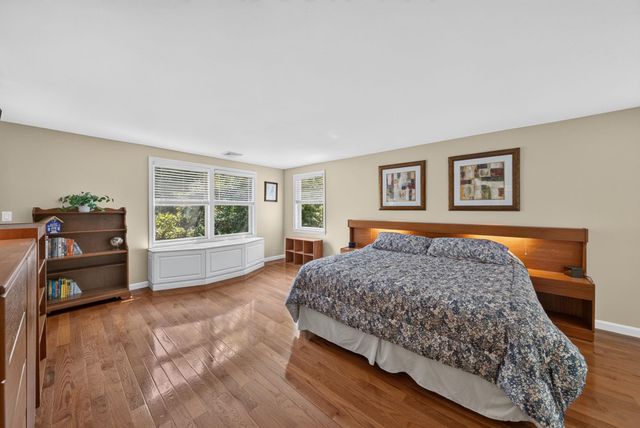 23 Merrymeeting Drive, Merrimack, NH 03054