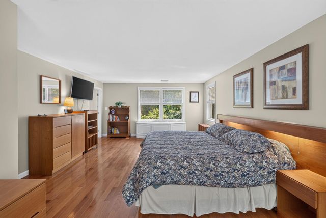 23 Merrymeeting Drive, Merrimack, NH 03054