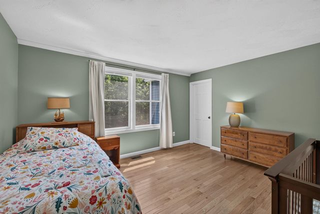 23 Merrymeeting Drive, Merrimack, NH 03054