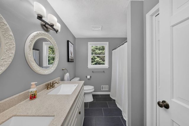 23 Merrymeeting Drive, Merrimack, NH 03054