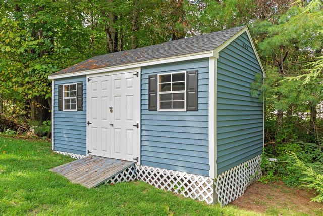 23 Merrymeeting Drive, Merrimack, NH 03054