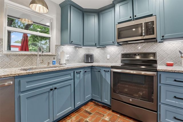 2113 Hummingbird Lane, Edmond, OK 73034