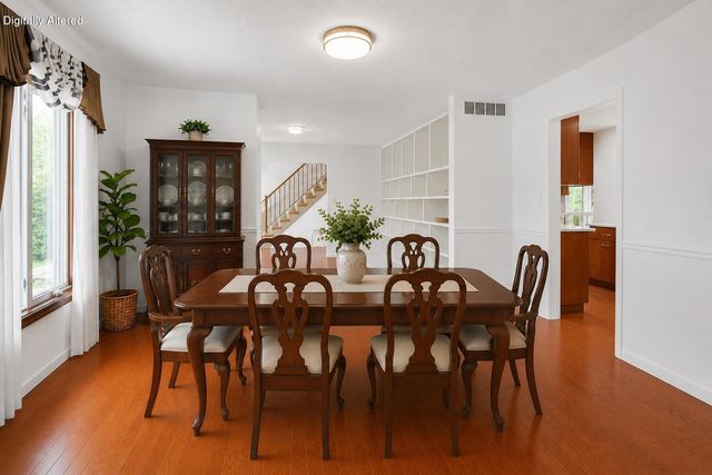 528 N CEDAR LAKE DR, Columbia, MO 65203