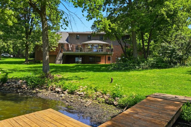 528 N CEDAR LAKE DR, Columbia, MO 65203