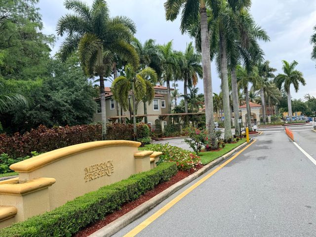 3307 Merrick Lane 1004, Margate, FL 33063