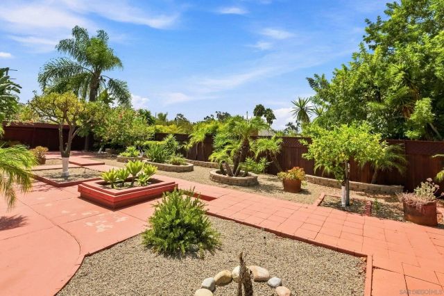 9956 Cummins Pl, San Diego, CA 92131