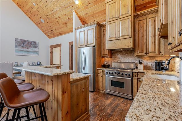 2034 Harbor Way 601, Graford, TX 76449