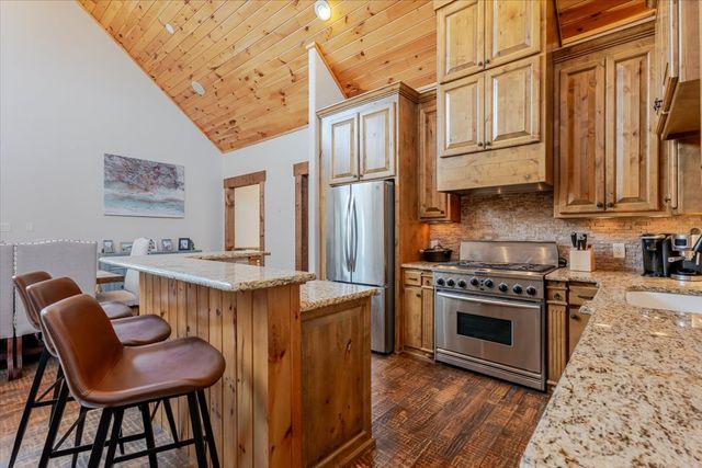 2034 Harbor Way 601, Graford, TX 76449