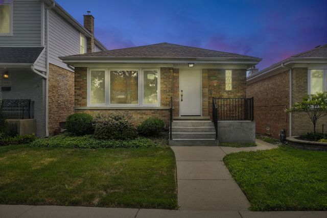 7441 N Oriole Avenue, Chicago, IL 60631