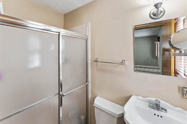 1409 Oak Street, Cassville, MO 65625