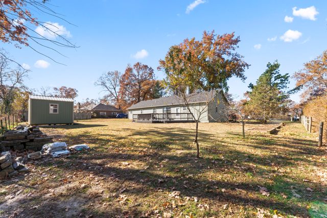 1409 Oak Street, Cassville, MO 65625