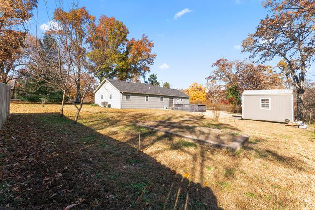 1409 Oak Street, Cassville, MO 65625