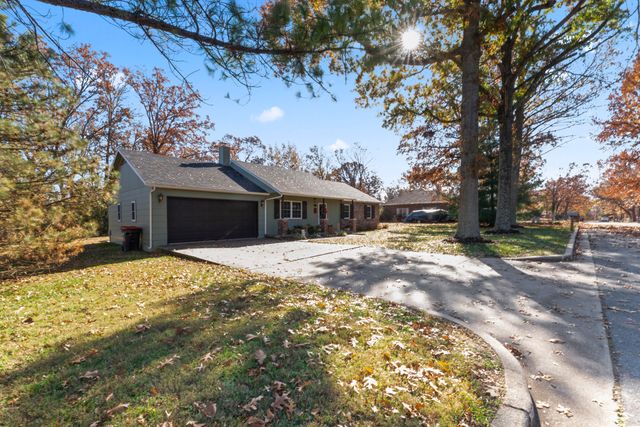 1409 Oak Street, Cassville, MO 65625