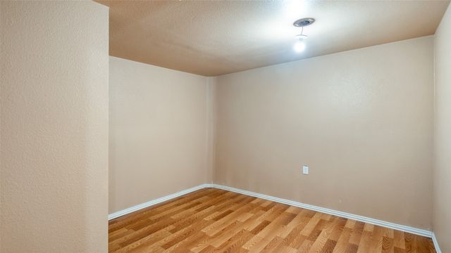 1474 Vz County Road 3810, Wills Point, TX 75169