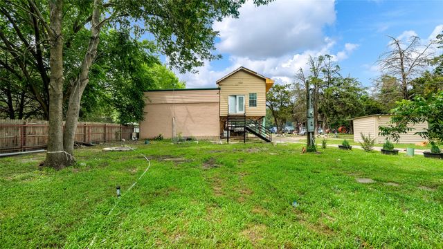 1474 Vz County Road 3810, Wills Point, TX 75169