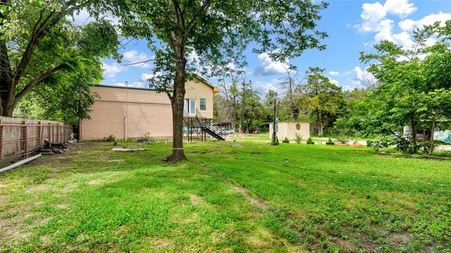 1474 Vz County Road 3810, Wills Point, TX 75169