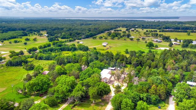 1474 Vz County Road 3810, Wills Point, TX 75169