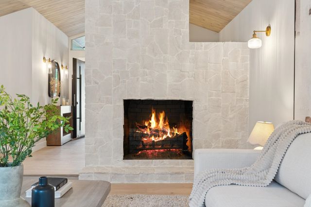 112 Valley Oaks Dr, Alamo, CA 94507