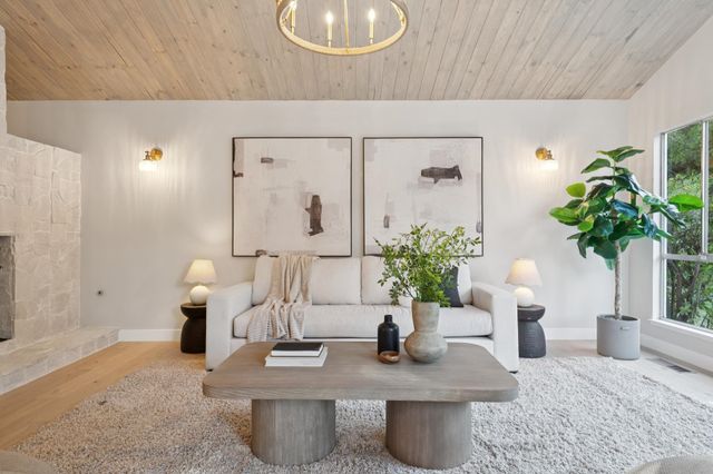 112 Valley Oaks Dr, Alamo, CA 94507