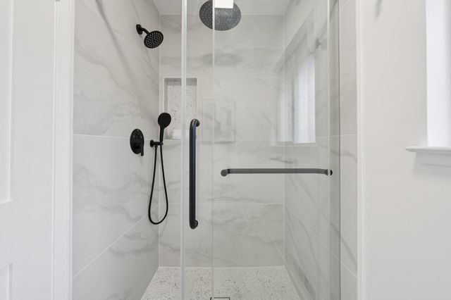 112 Valley Oaks Dr, Alamo, CA 94507