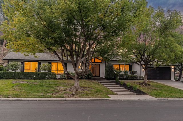 112 Valley Oaks Dr, Alamo, CA 94507