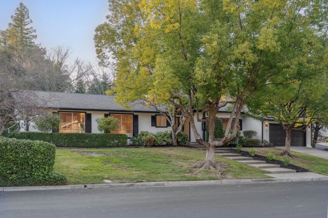 112 Valley Oaks Dr, Alamo, CA 94507