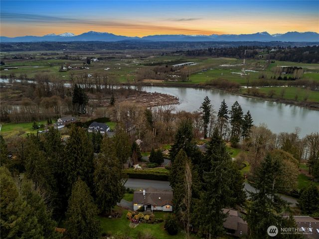 13502 106th Drive SE, Snohomish, WA 98296