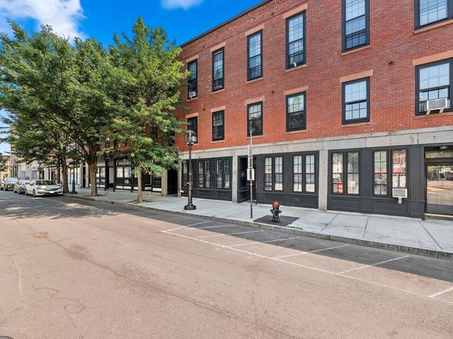 157-165 Winnisimmet St 3C, Chelsea, MA 02150