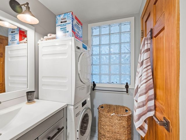 157-165 Winnisimmet St 3C, Chelsea, MA 02150