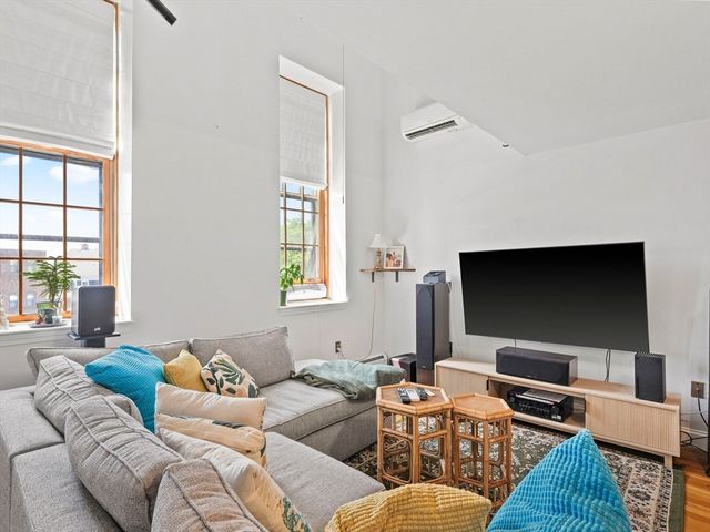 157-165 Winnisimmet St 3C, Chelsea, MA 02150