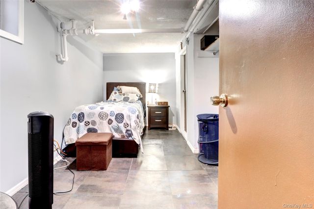 6510 80th Avenue, Glendale, NY 11385