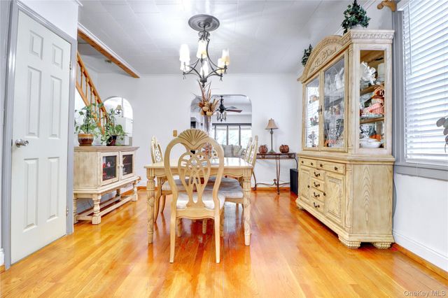 6510 80th Avenue, Glendale, NY 11385