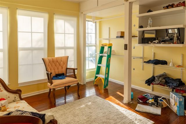 401 Hanover Street, Edna, TX 77957