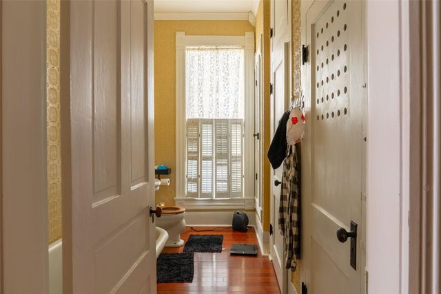 401 Hanover Street, Edna, TX 77957