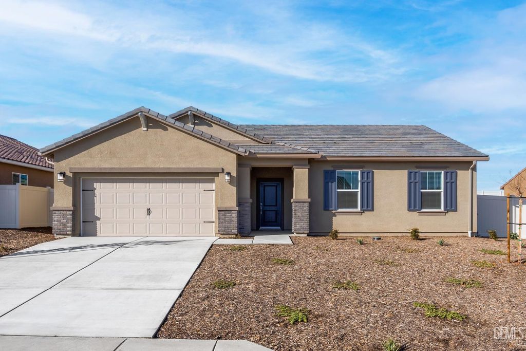 5118 Beaverhead Avenue, Bakersfield, CA 93306