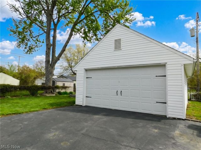 4763 Belle Meadow Road, Mentor, OH 44060