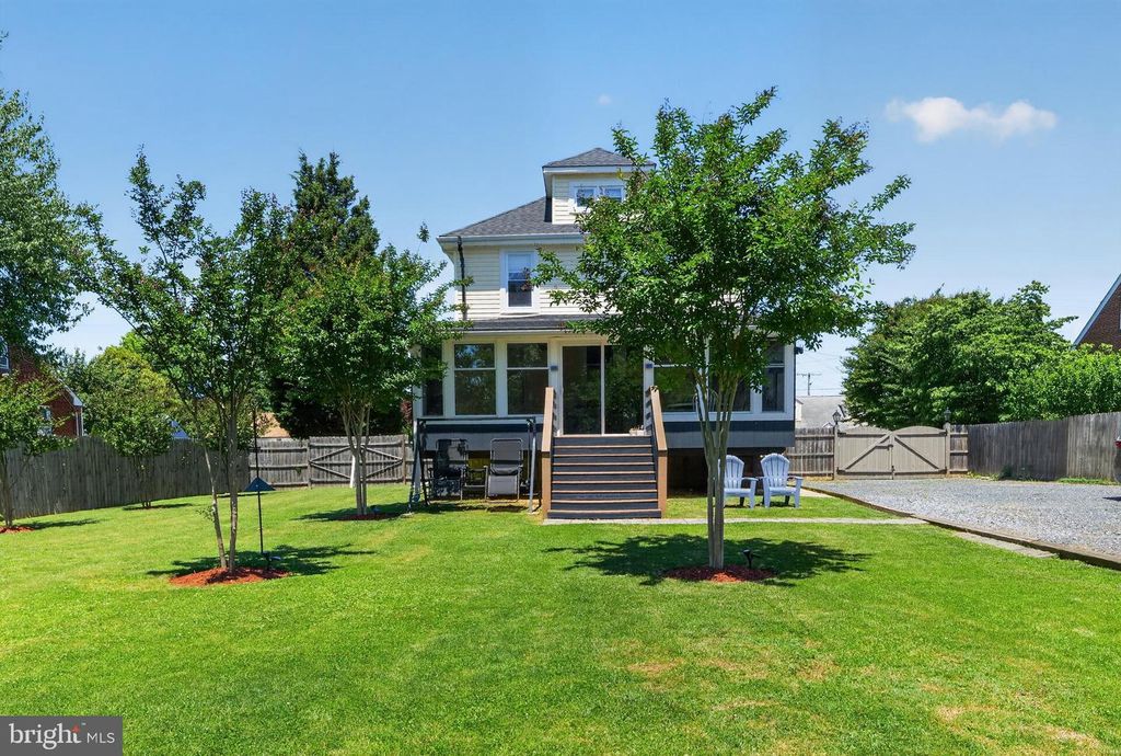 Image 28 of property listing at 311 TOWNSEND AVE, Baltimore, MD 21225
