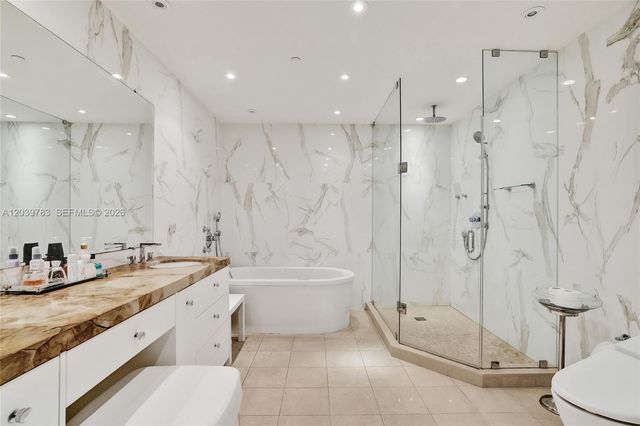 9601 Collins Avenue 402, Bal Harbour, FL 33154