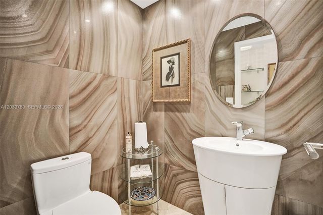 9601 Collins Avenue 402, Bal Harbour, FL 33154