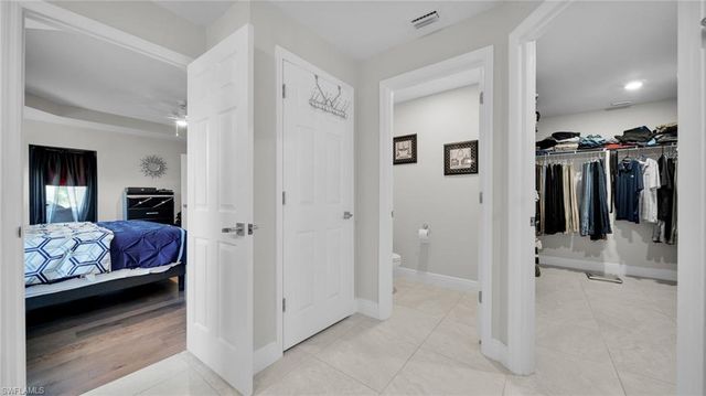 569 Croydon AVE S, Lehigh Acres, FL 33974