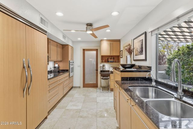 8435 E SAN CANDIDO Drive, Scottsdale, AZ 85258