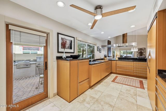 8435 E SAN CANDIDO Drive, Scottsdale, AZ 85258