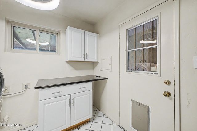 3801 E AMELIA Avenue, Phoenix, AZ 85018