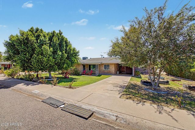 3801 E AMELIA Avenue, Phoenix, AZ 85018