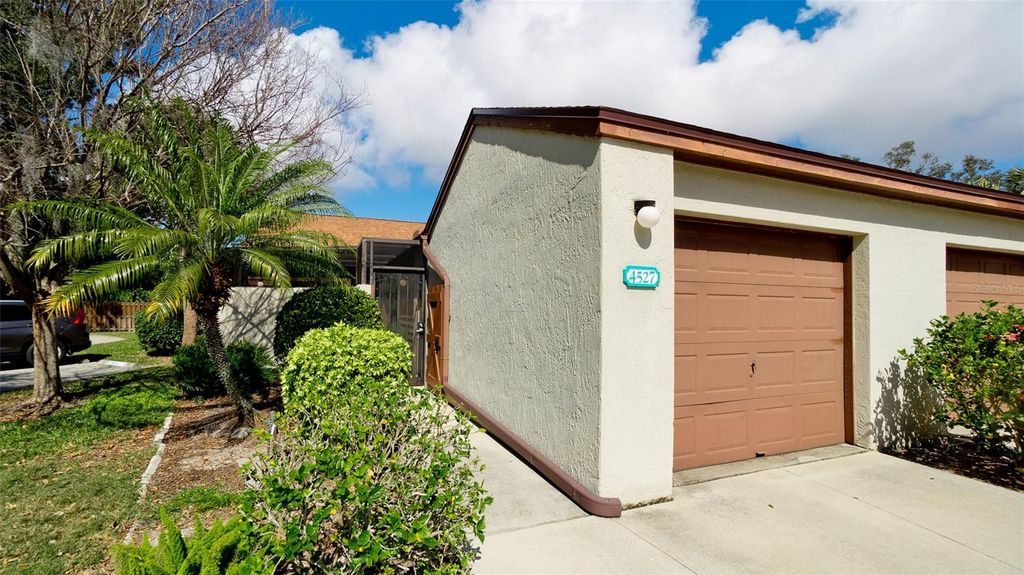 4527 PARK LAKE TERRACE N, Bradenton, FL 34209