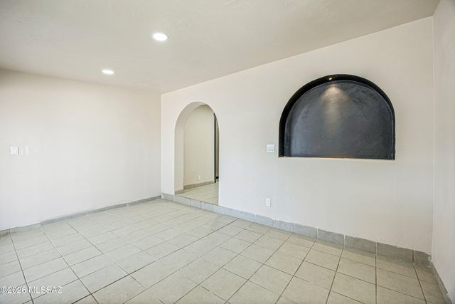 5844 E 34th Street, Tucson, AZ 85711