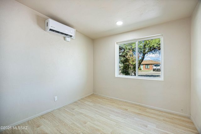 5844 E 34th Street, Tucson, AZ 85711