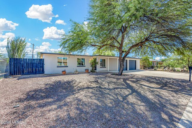 5844 E 34th Street, Tucson, AZ 85711