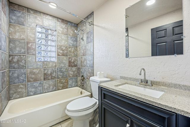 5844 E 34th Street, Tucson, AZ 85711